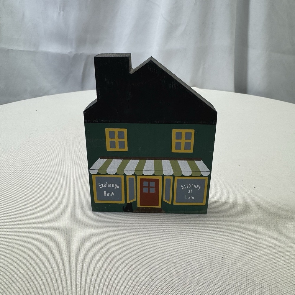 The Cat's Meow Attorney House 1984 Signed Taline shelf sitter